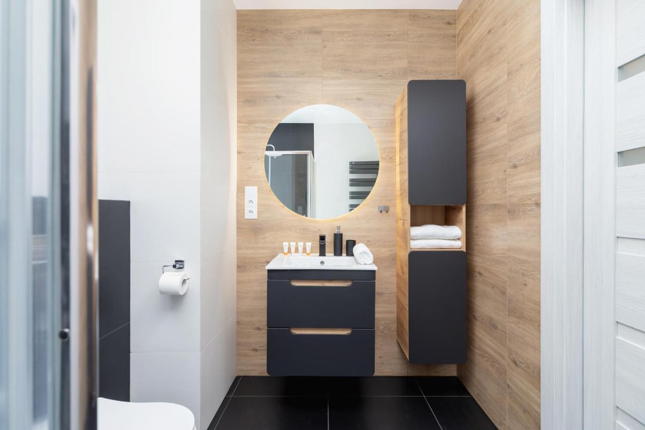 Salsa Apartments Cracow By Renters Krakow Exterior photo