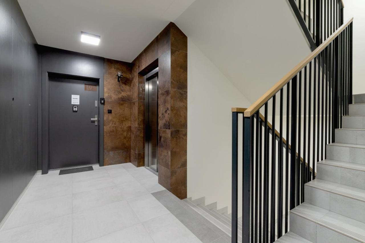 Salsa Apartments Cracow By Renters Krakow Exterior photo